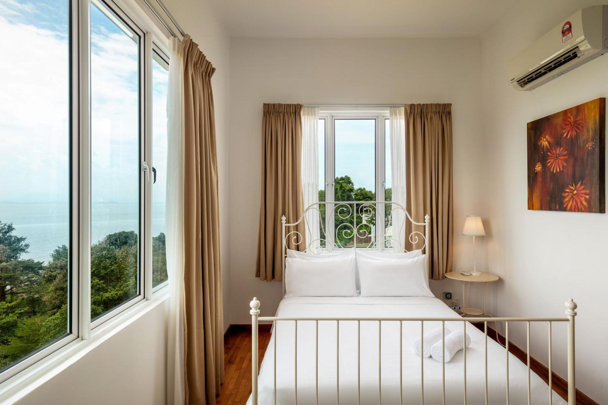 Panoramic Seaview Holiday Home - Batu Feringgi Exterior foto