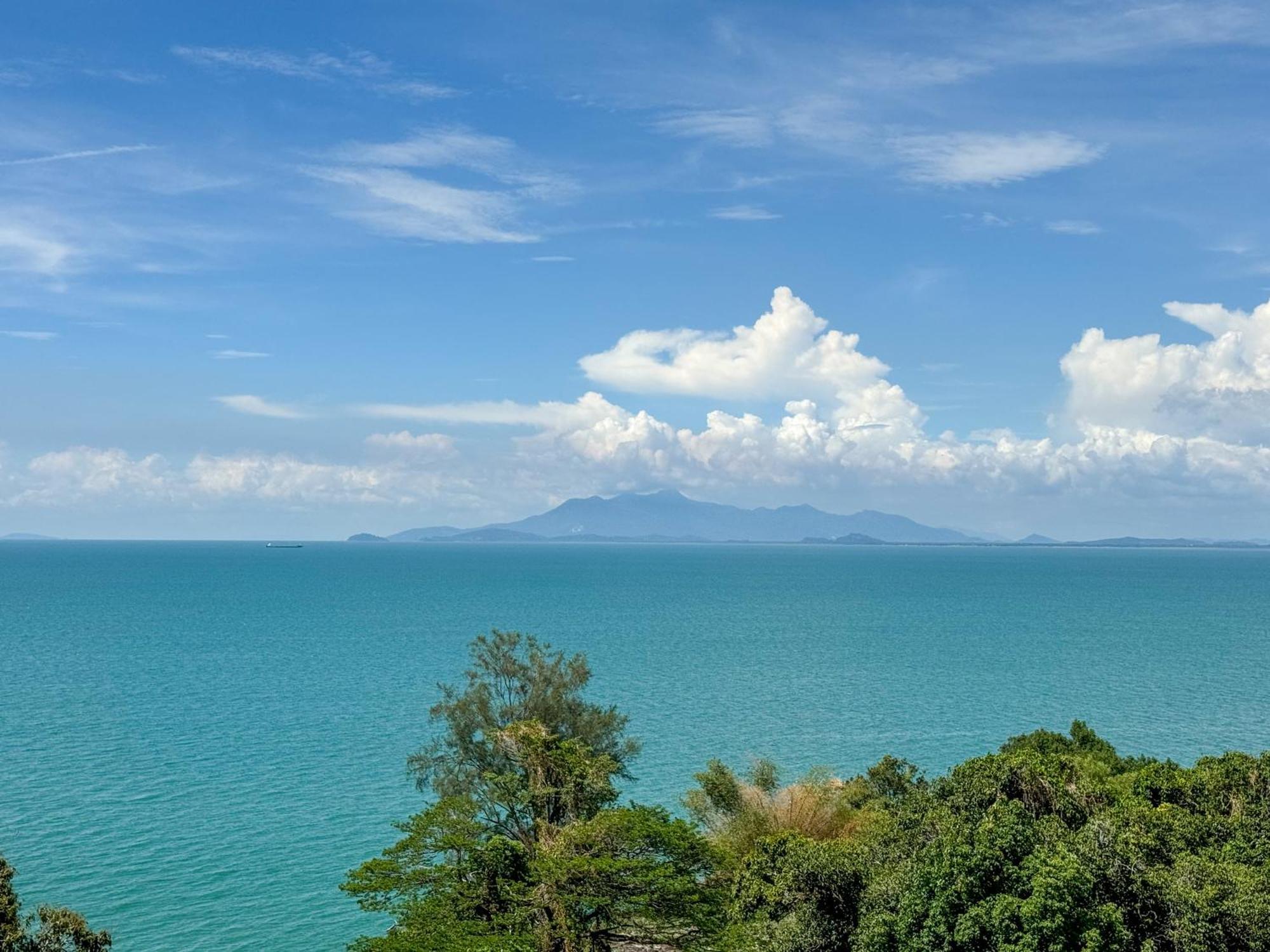 Panoramic Seaview Holiday Home - Batu Feringgi Exterior foto